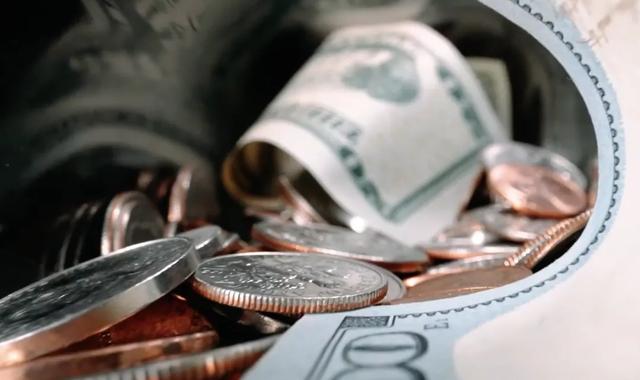 扒一扒那些盗版电影的行业内幕，你知道多少？休闲区蓝鸢梦想 - Www.slyday.coM