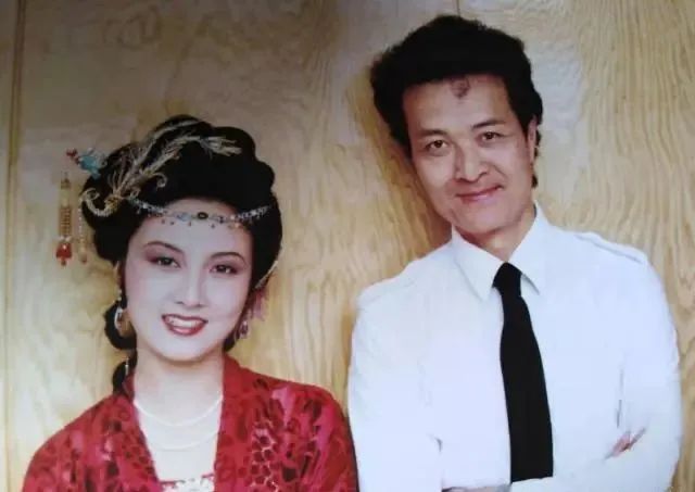有着"天下第一梳"美名尤二姐扮演者张明明,刚开始被说"长得太洋气了