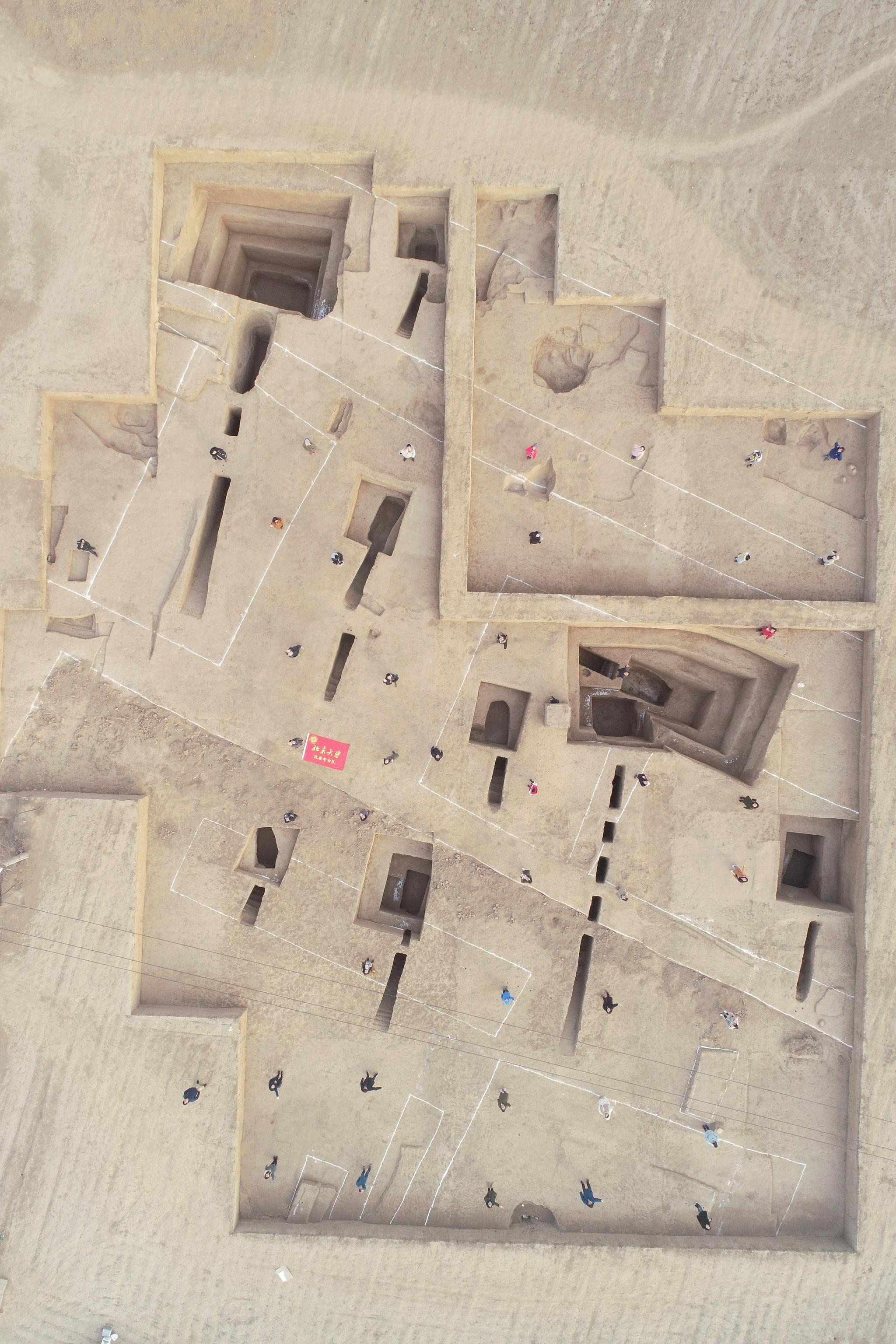 北大考古与百年百大考古发现秦都雍城遗址