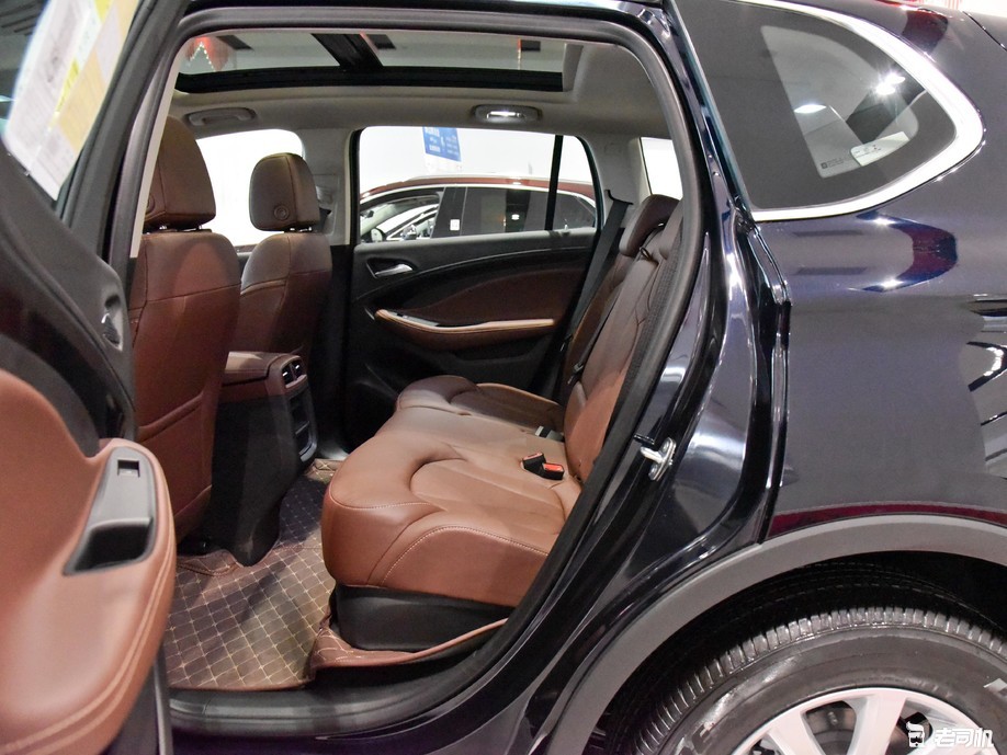 大空间家用美系车之选小哥带你一起看别克昂科威