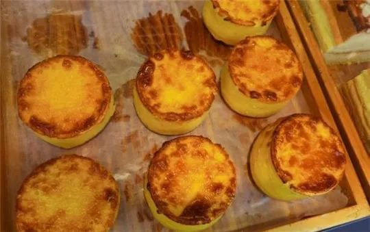 【吃遍大连】这些糕点小铺，自带的香甜气息让人沉迷~休闲区蓝鸢梦想 - Www.slyday.coM