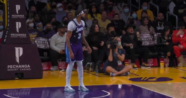 浓眉哥被驱逐!湖人主场不敌公牛,德罗赞38+6,威少空砍25分休闲区蓝鸢梦想 - Www.slyday.coM 浓眉哥被驱逐!湖人主场不敌公牛,德罗赞38+6,威少空砍25分休闲区蓝鸢梦想 - Www.slyday.coM