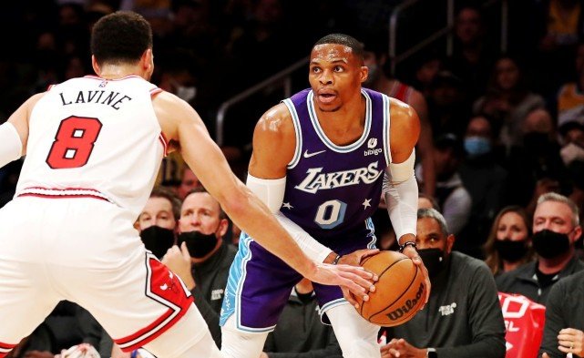 浓眉被驱逐威少25+6+8!湖人18分惨败 公牛三叉戟合砍91分休闲区蓝鸢梦想 - Www.slyday.coM 浓眉被驱逐威少25+6+8!湖人18分惨败 公牛三叉戟合砍91分休闲区蓝鸢梦想 - Www.slyday.coM