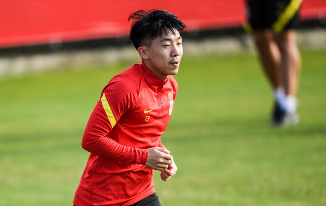 国足vs澳大利亚：1主力彻底告别，李铁改变思路，最多3归化首发休闲区蓝鸢梦想 - Www.slyday.coM