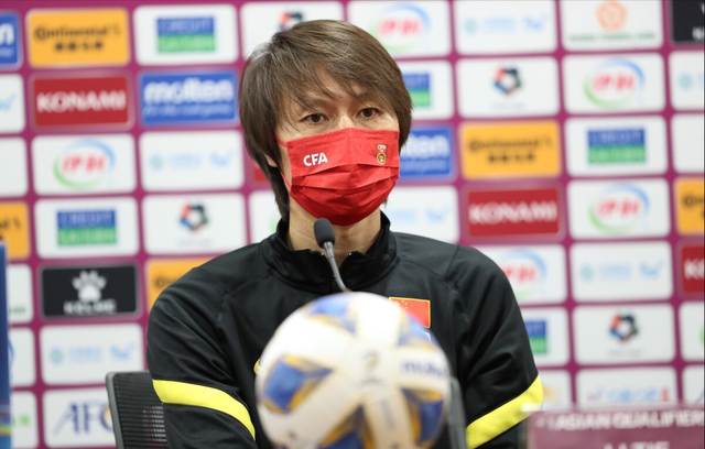 CCTV5直播国足vs澳大利亚：赛前发布会李铁对袋鼠军团“怂”了休闲区蓝鸢梦想 - Www.slyday.coM