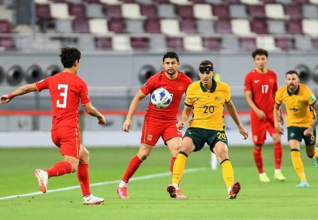 国足最强阵容出炉!4大归化同时首发,创中国足球历史,李铁拼了休闲区蓝鸢梦想 - Www.slyday.coM 国足最强阵容出炉!4大归化同时首发,创中国足球历史,李铁拼了休闲区蓝鸢梦想 - Www.slyday.coM