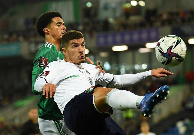 争议!球迷赛后批评曼奇尼:知道为什么别让若日尼奥罚点球了吧?休闲区蓝鸢梦想 - Www.slyday.coM 争议!球迷赛后批评曼奇尼:知道为什么别让若日尼奥罚点球了吧?休闲区蓝鸢梦想 - Www.slyday.coM