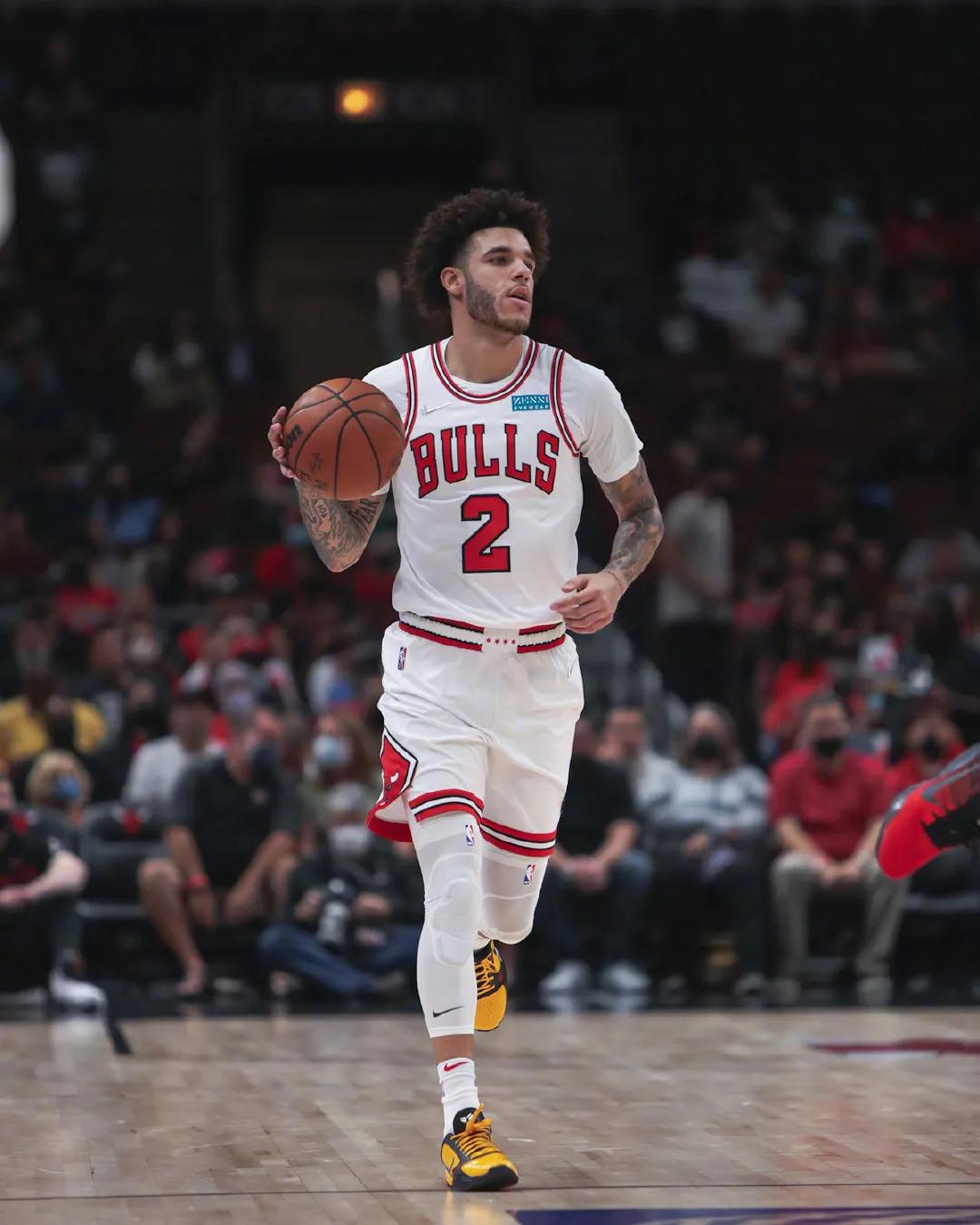 甘愿做绿叶,守得云开见月明!场均3.1记三分,公牛最意外的收获休闲区蓝鸢梦想 - Www.slyday.coM 甘愿做绿叶,守得云开见月明!场均3.1记三分,公牛最意外的收获休闲区蓝鸢梦想 - Www.slyday.coM