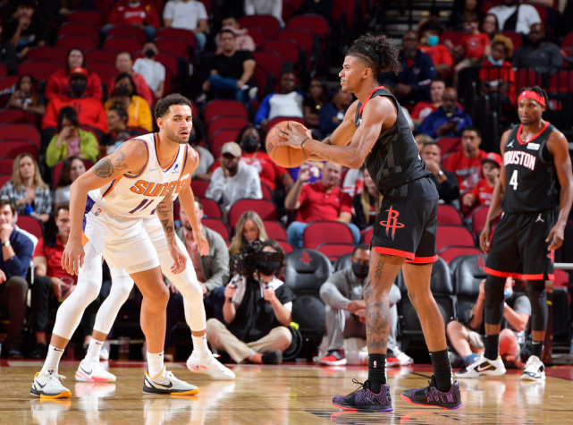 5投仅1中！火箭2米前锋发挥不佳再遭批评，戈登成鲜明对比休闲区蓝鸢梦想 - Www.slyday.coM