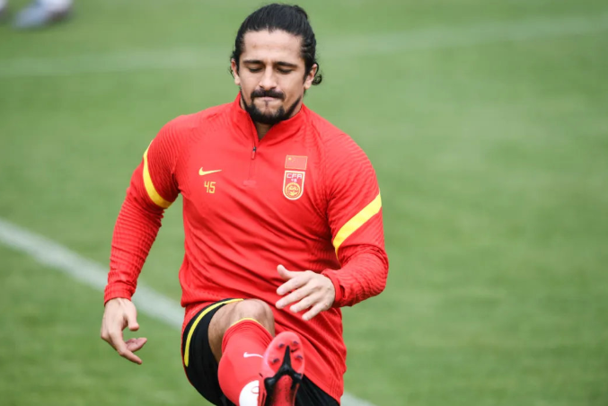 热议四大归化首发!球迷:前几场这么用,国足能平沙特日本赢阿曼休闲区蓝鸢梦想 - Www.slyday.coM 热议四大归化首发!球迷:前几场这么用,国足能平沙特日本赢阿曼休闲区蓝鸢梦想 - Www.slyday.coM