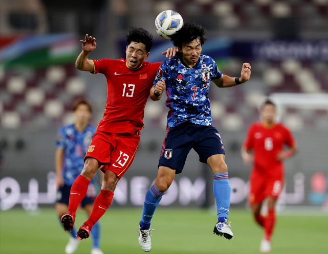 国足vs澳大利亚：1主力彻底告别，李铁改变思路，最多3归化首发休闲区蓝鸢梦想 - Www.slyday.coM