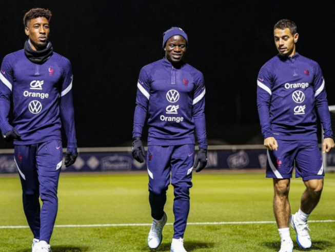 法国VS芬兰前瞻：传奇铁腰坐镇中场，本泽马、姆巴佩联袂冲锋休闲区蓝鸢梦想 - Www.slyday.coM