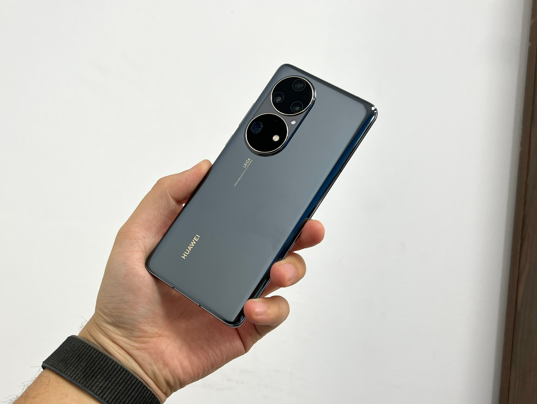 终于用上华为p50pro了