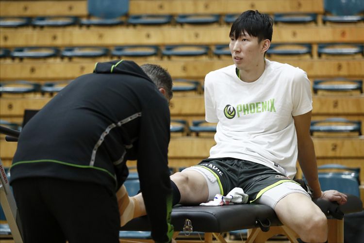 周琦终于扛起大旗!出场35分钟拿17+12+3次盖帽,制霸澳洲联赛休闲区蓝鸢梦想 - Www.slyday.coM 周琦终于扛起大旗!出场35分钟拿17+12+3次盖帽,制霸澳洲联赛休闲区蓝鸢梦想 - Www.slyday.coM