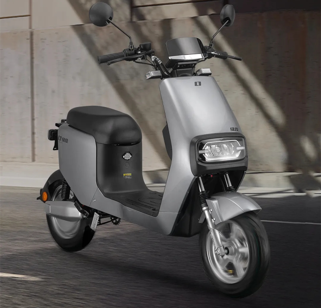 绿佳灵蛟新国标电动车评测可上牌续航远禁摩城市也能上路