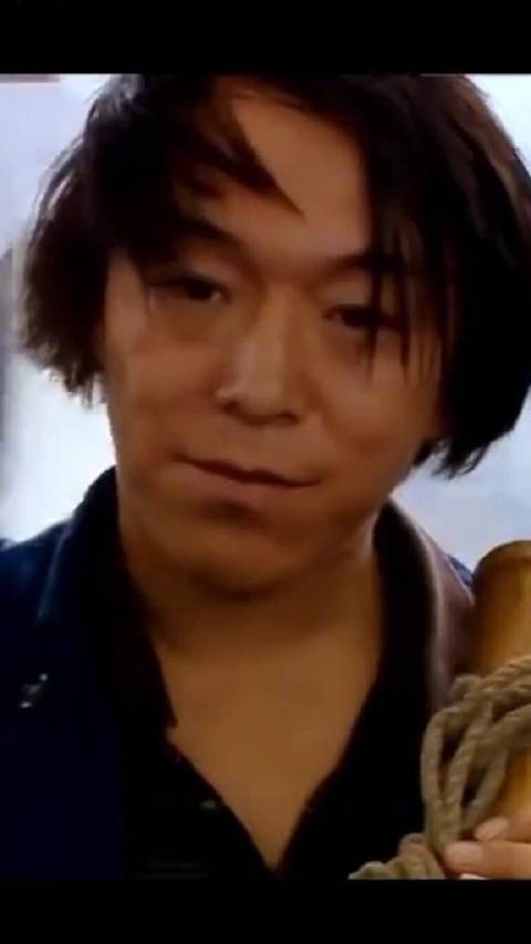 黄渤这发型一甩太有感觉了 疯狂的石头_手机新浪网