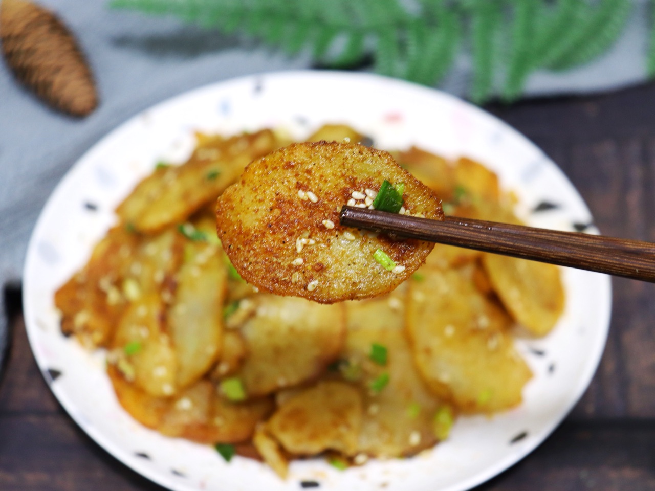 花1块钱做了1盘孜然土豆片香香脆脆很好吃太划算了