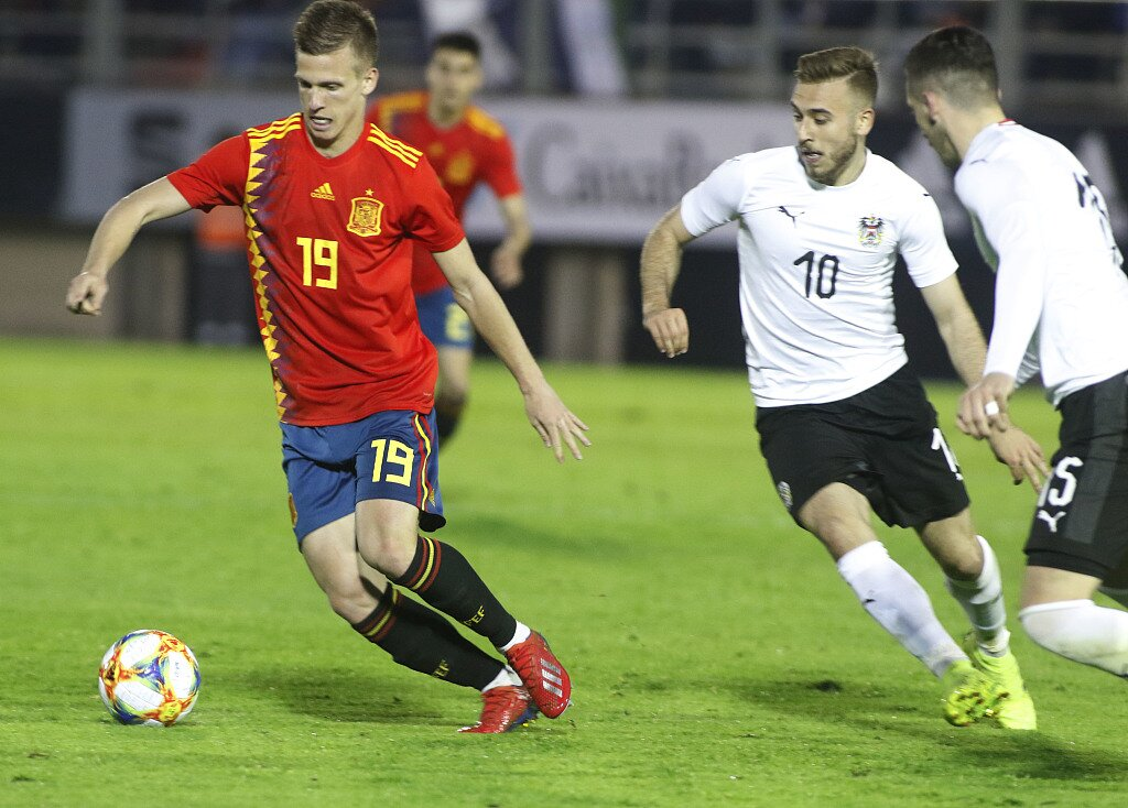 直播吧11月16日讯 此前在接受football espana的采访时,著名转会专家