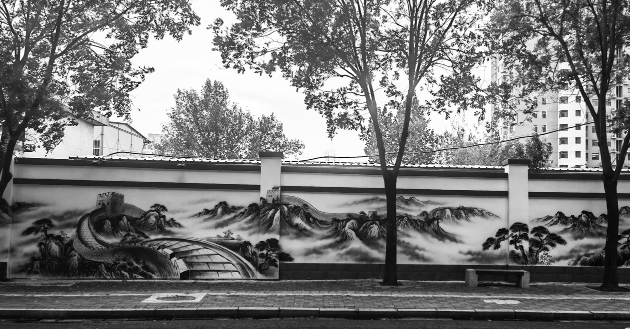 创意彩绘让老街巷充满文化气息