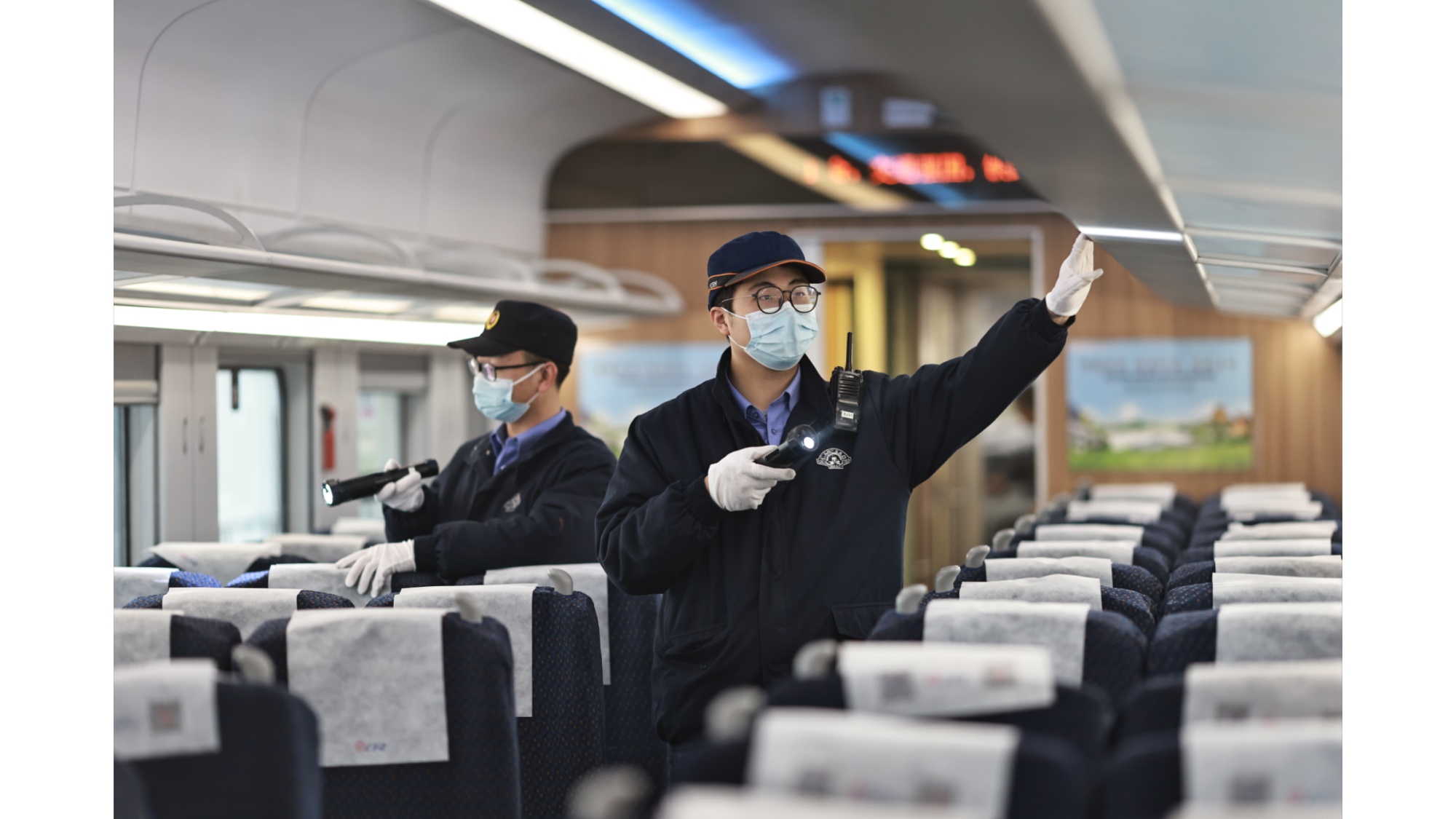 工作实录(央广网发 中国铁路成都局集团有限公司供图)