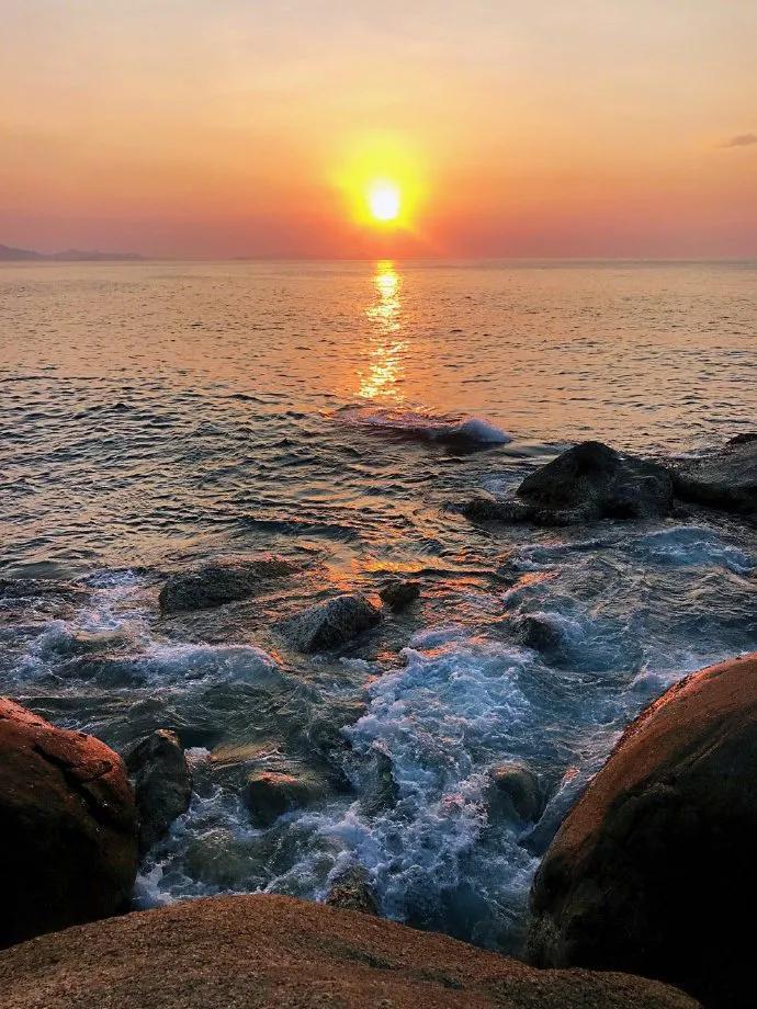 夕阳美如画清风醉晚霞冬日相约海岛看醉美日落