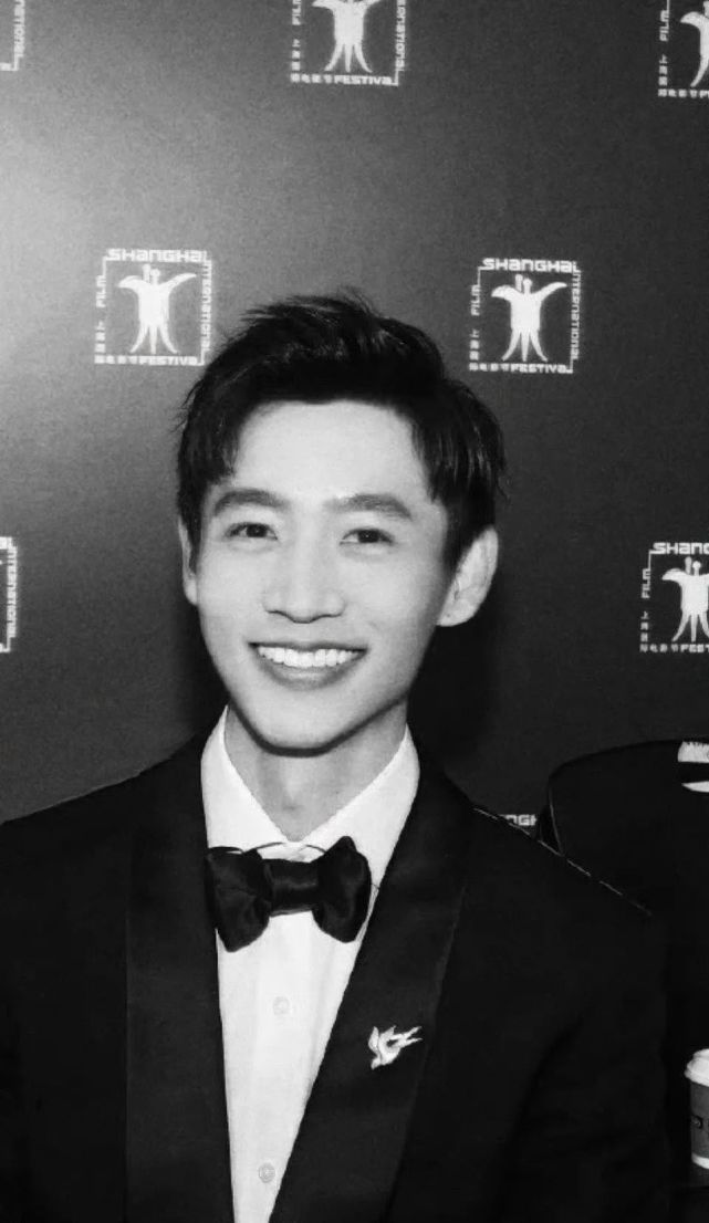 时代的眼泪！俞灏明和魏晨再唱《我最闪亮》，快男十四年发展各异休闲区蓝鸢梦想 - Www.slyday.coM