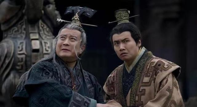 为何秦始皇陵墓栽满松柏,而秦二世陵墓却种着杂树,原因有三种休闲区蓝鸢梦想 - Www.slyday.coM 为何秦始皇陵墓栽满松柏,而秦二世陵墓却种着杂树,原因有三种休闲区蓝鸢梦想 - Www.slyday.coM