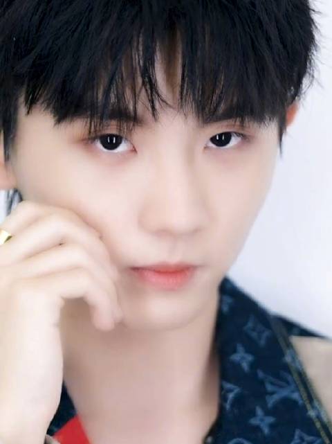 时代少年团全员怼脸拍马嘉祺丁程鑫宋亚轩刘耀文张真源