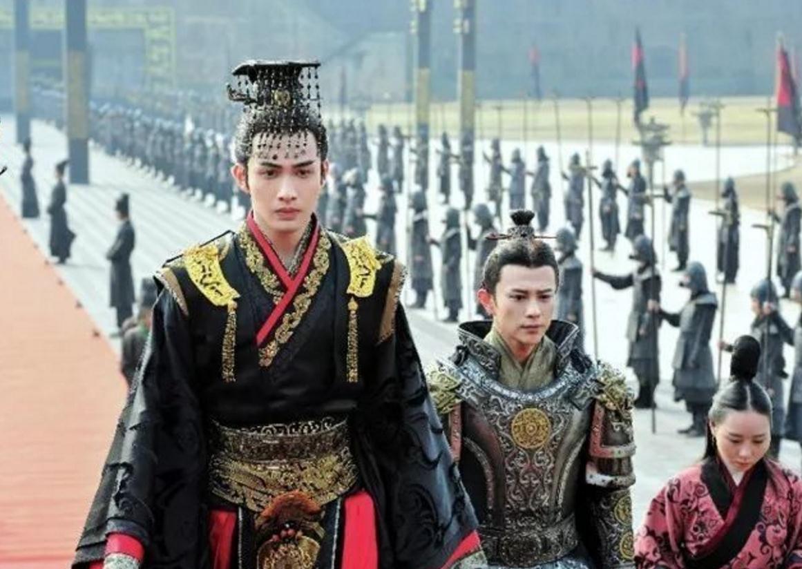 为何秦始皇陵墓栽满松柏,而秦二世陵墓却种着杂树,原因有三种休闲区蓝鸢梦想 - Www.slyday.coM 为何秦始皇陵墓栽满松柏,而秦二世陵墓却种着杂树,原因有三种休闲区蓝鸢梦想 - Www.slyday.coM