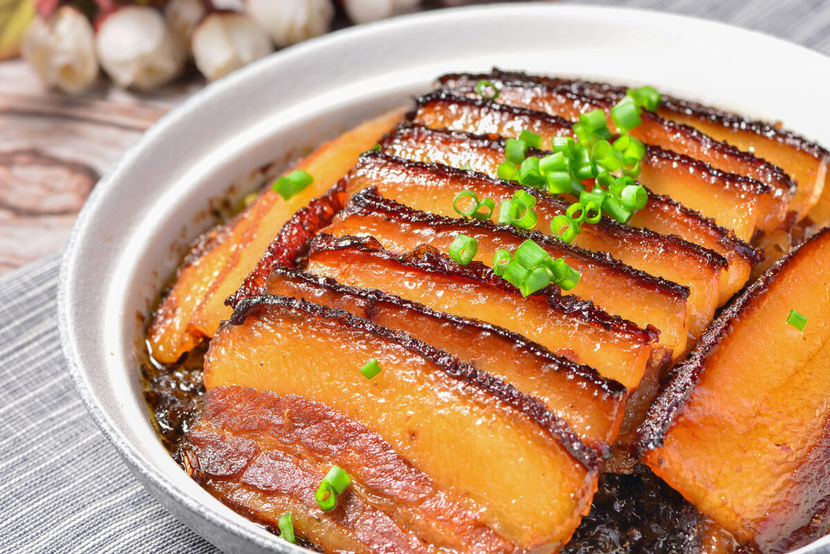 冬季贴膘季这10道猪肉做法随你选好吃过瘾天天换着做吃不腻