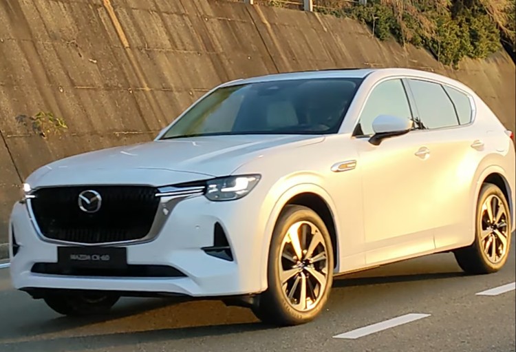 造车鬼才！马自达CX休闲区蓝鸢梦想 - Www.slyday.coM