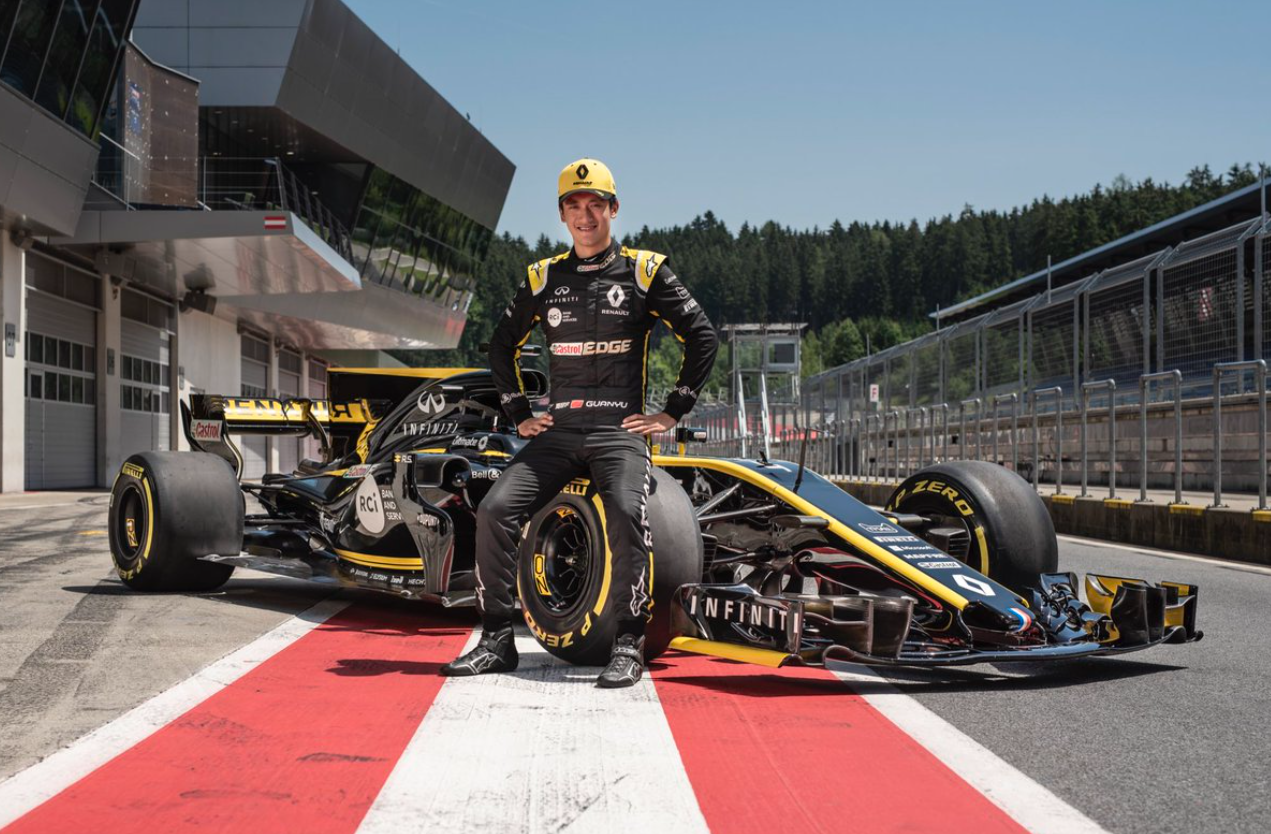 创造历史，周冠宇成为中国第一个F1车手休闲区蓝鸢梦想 - Www.slyday.coM