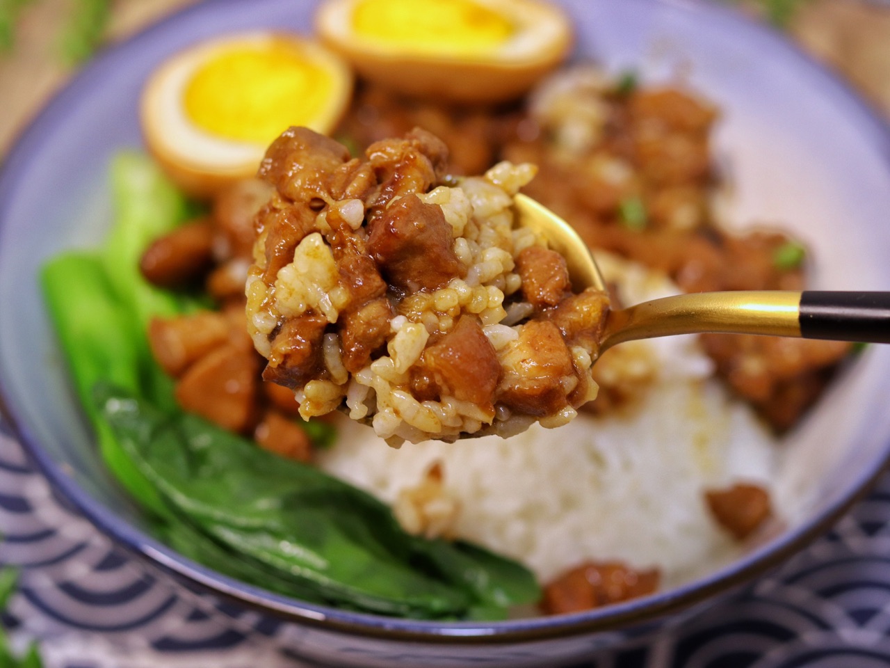 想吃卤肉饭不用点外卖在家也能做正宗台式卤肉饭经济划算