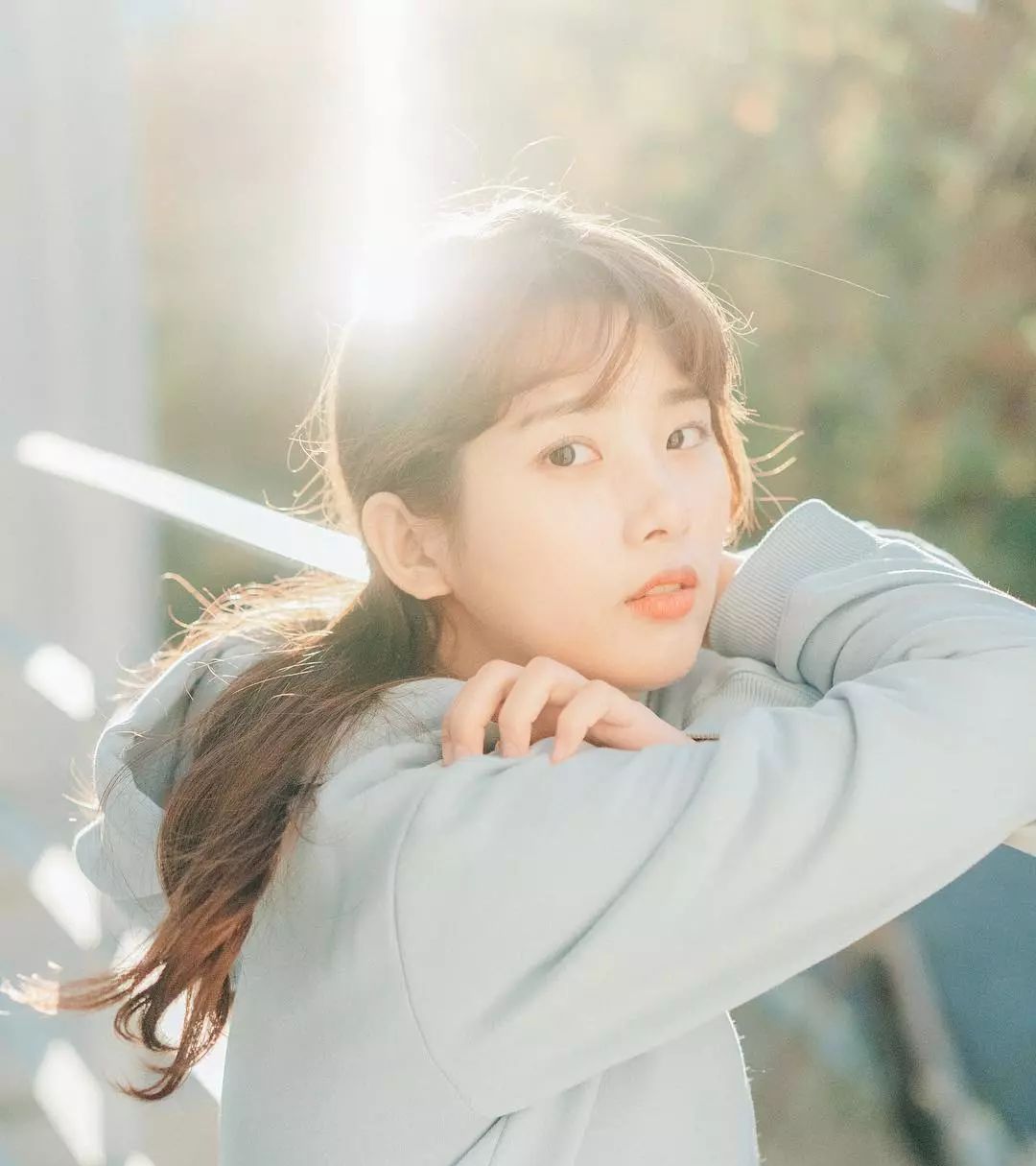 怎么才能拍出干净简洁又好看的人像照?