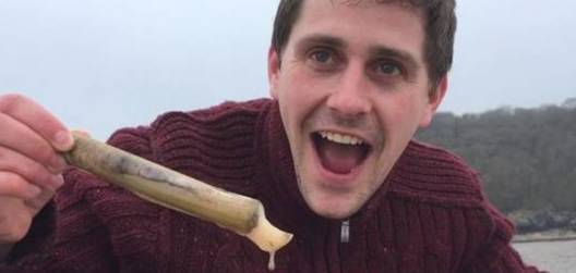 捡完海肠又捡蛏子!烟台海滩大风不断送来“海货”,一晚能赚2万休闲区蓝鸢梦想 - Www.slyday.coM 捡完海肠又捡蛏子!烟台海滩大风不断送来“海货”,一晚能赚2万休闲区蓝鸢梦想 - Www.slyday.coM