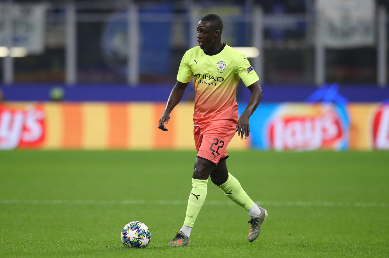 太阳报关押曼城后卫门迪的监狱平均每个月有29起袭击事件发生