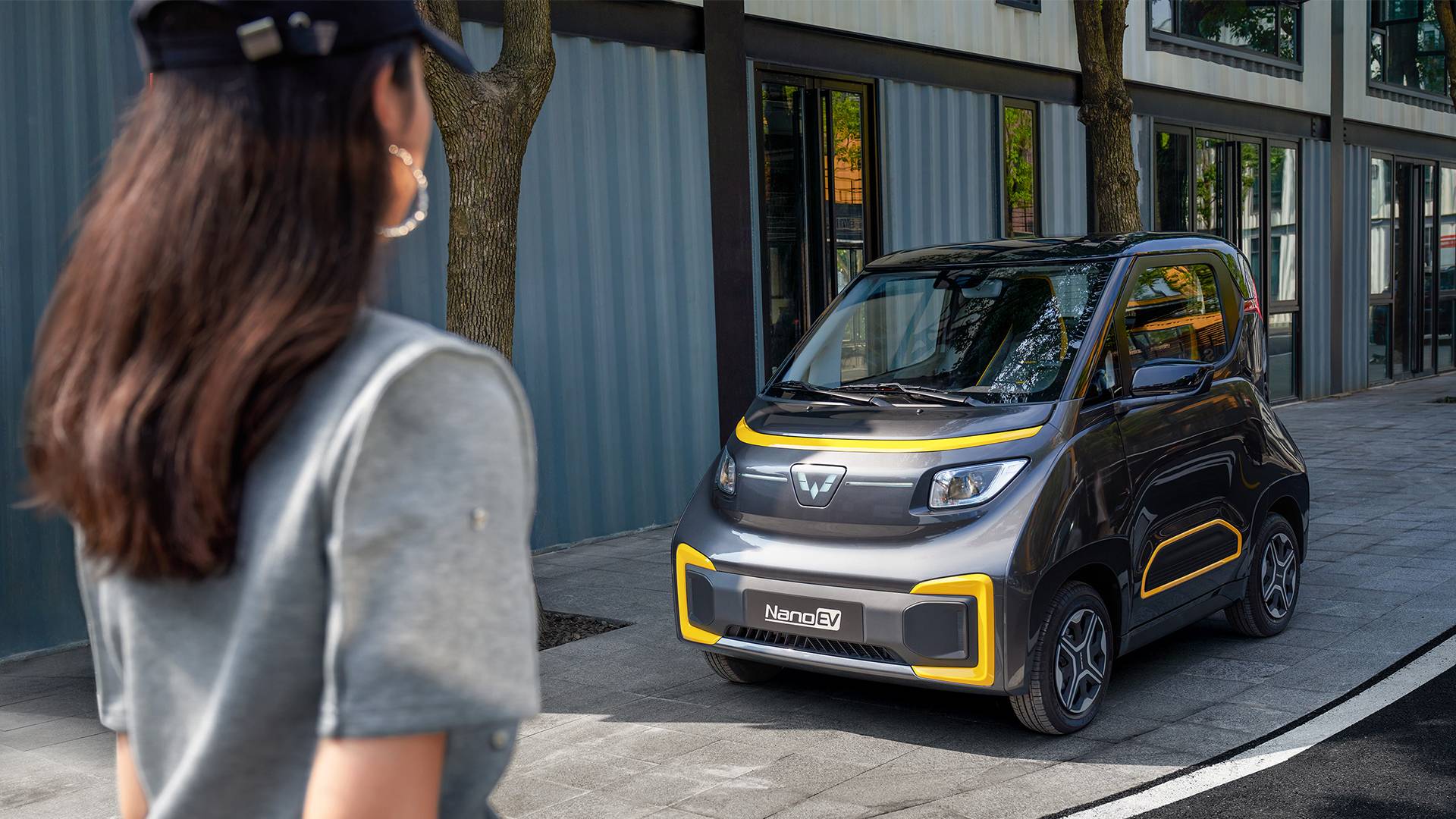 4.98万元起!五菱nano ev开启预售:续航达305公里__财经头条