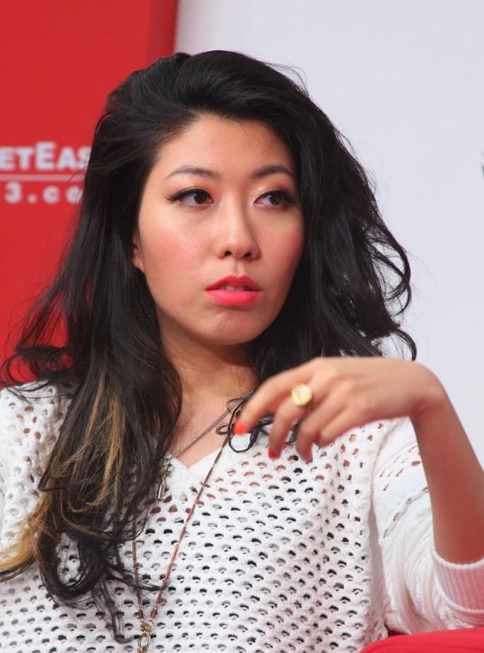 云孝女,当小三,挥霍赃款,曲婉婷的行径比你想得更卑劣|下岗|曲婉婷