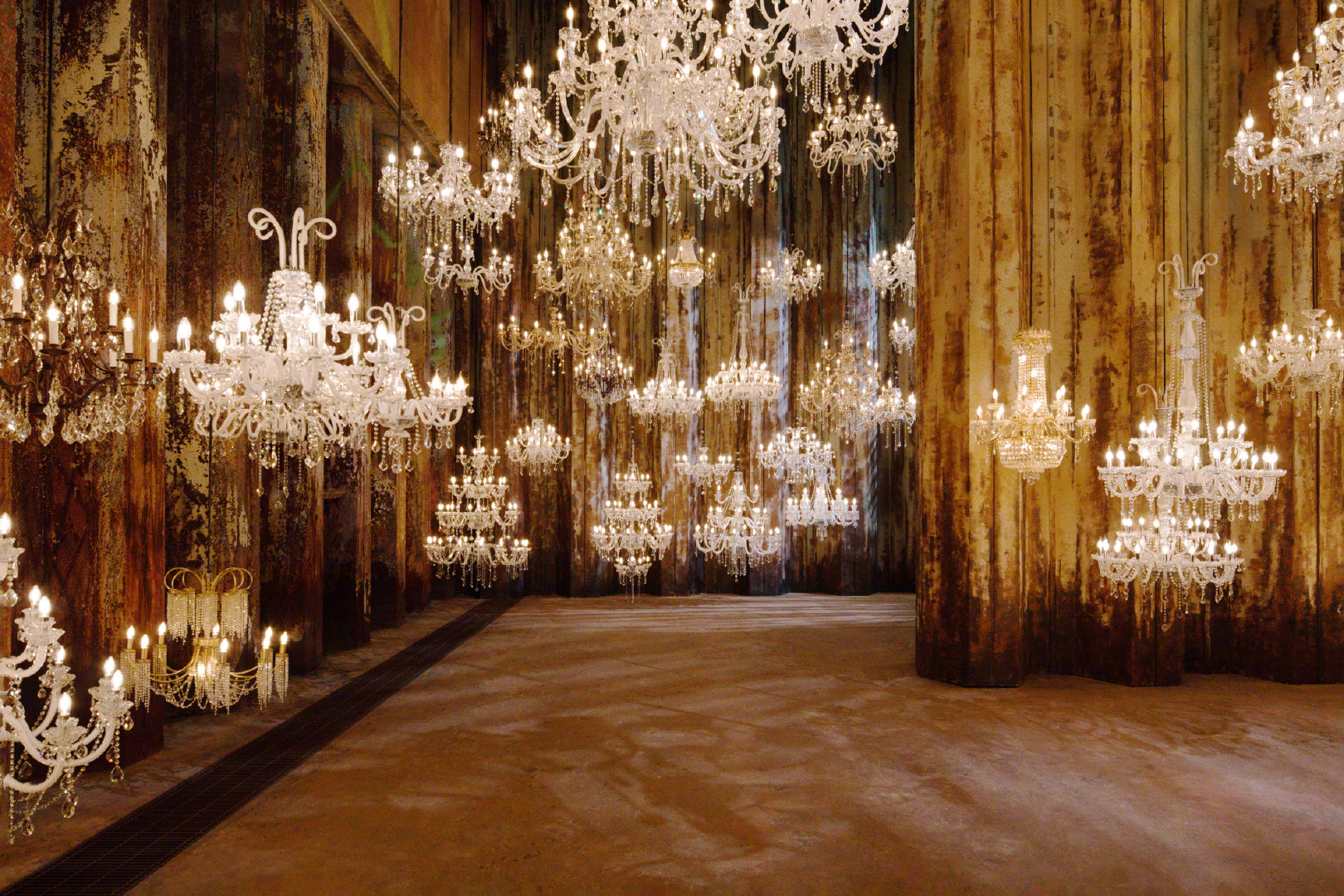 钟楚曦|路易·威登|水晶灯_新浪新闻