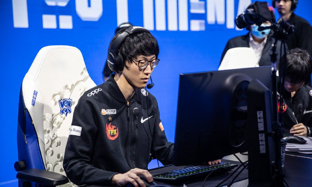 各赛区转会期最新动态：FPX官宣牛宝离队，剑皇加入BRO重返LCK休闲区蓝鸢梦想 - Www.slyday.coM