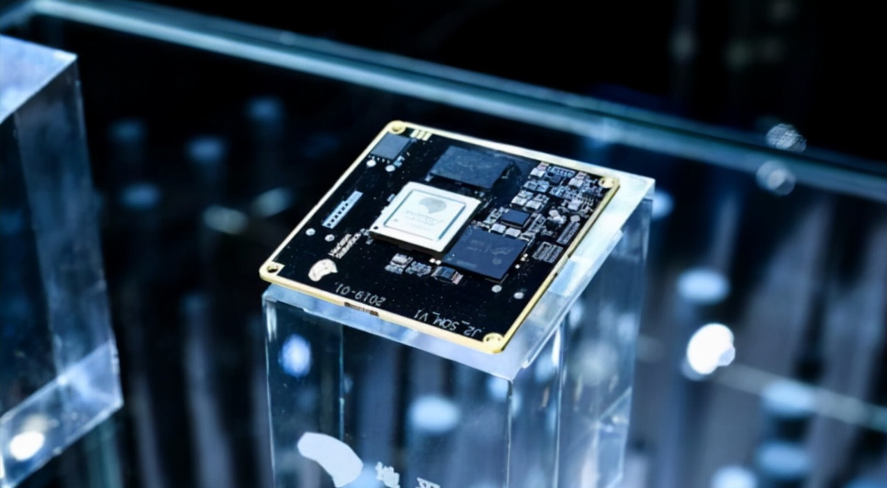 手机芯片之后汽车芯片步入5nm时代高通打响技术升级第一枪