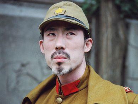 还记得《仙剑三》中的赵无延吗?当初嫌他丑,现在逆袭成男神