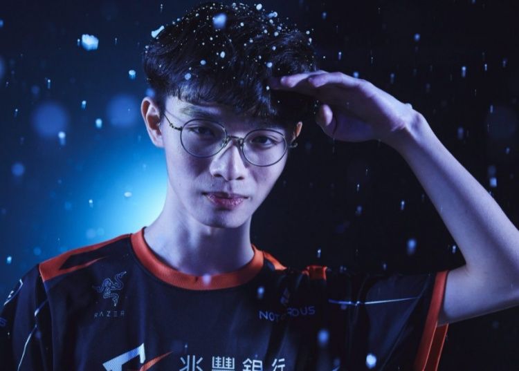 各赛区转会期最新动态：FPX官宣牛宝离队，剑皇加入BRO重返LCK休闲区蓝鸢梦想 - Www.slyday.coM