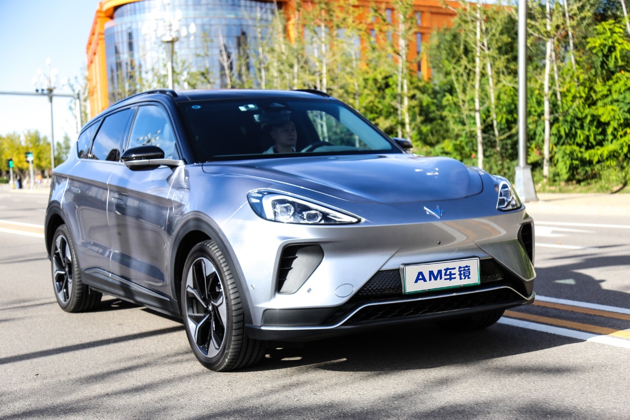 媒体人为何会选择极狐阿尔法t?-新浪汽车