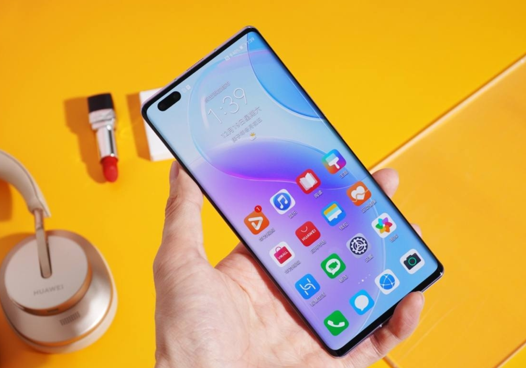 华为nova9深度评测出色的镜头完美屏幕无可挑剔的中端手机