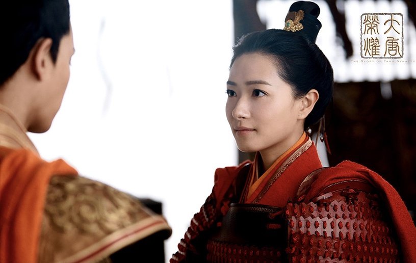 古装剧“最飒女将军”,杨幂白鹿上榜,袁冰妍女战神造型|将军在上|将军|古装剧_新浪新闻