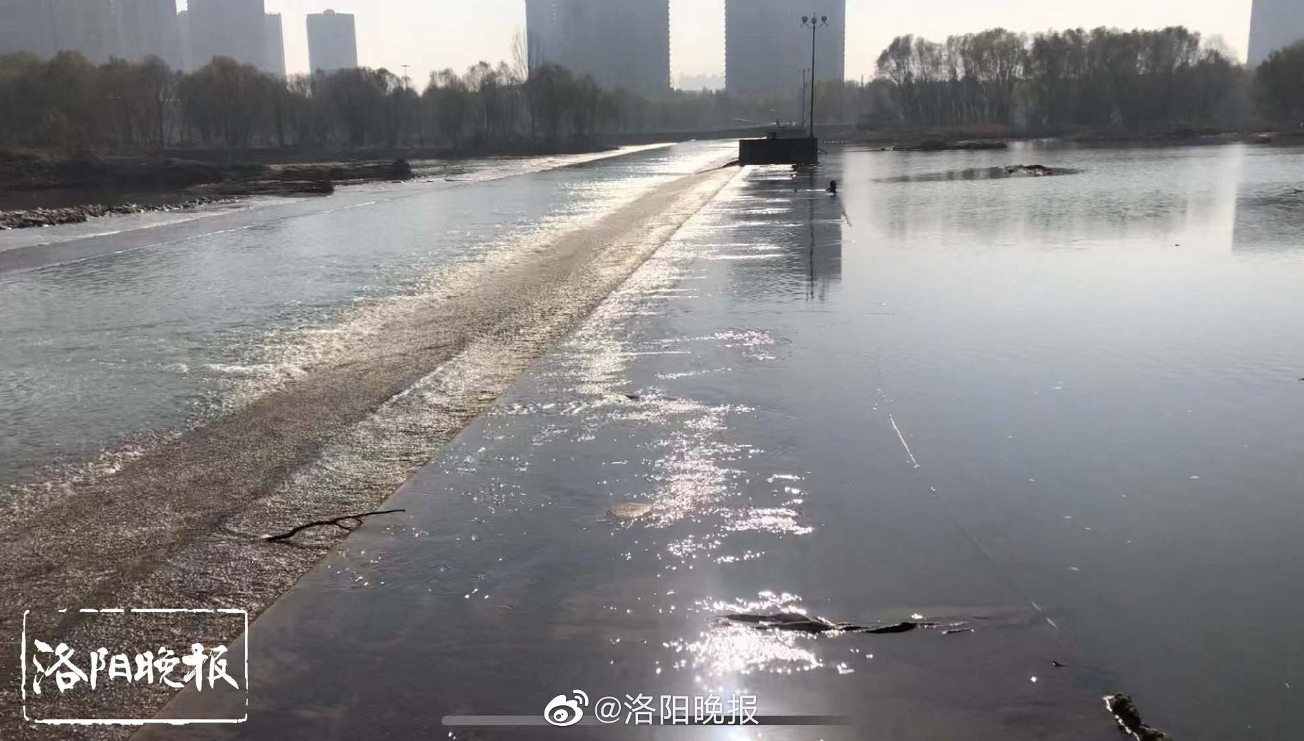 洛河瀛洲桥西侧橡胶坝为何塌坝运行?答复来了休闲区蓝鸢梦想 - Www.slyday.coM 洛河瀛洲桥西侧橡胶坝为何塌坝运行?答复来了休闲区蓝鸢梦想 - Www.slyday.coM