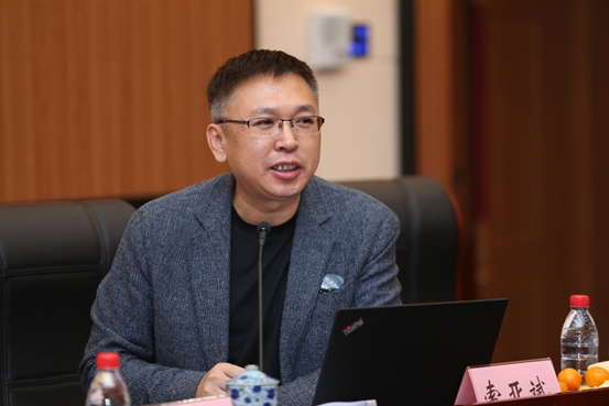 中国传媒大学教授 索亚斌