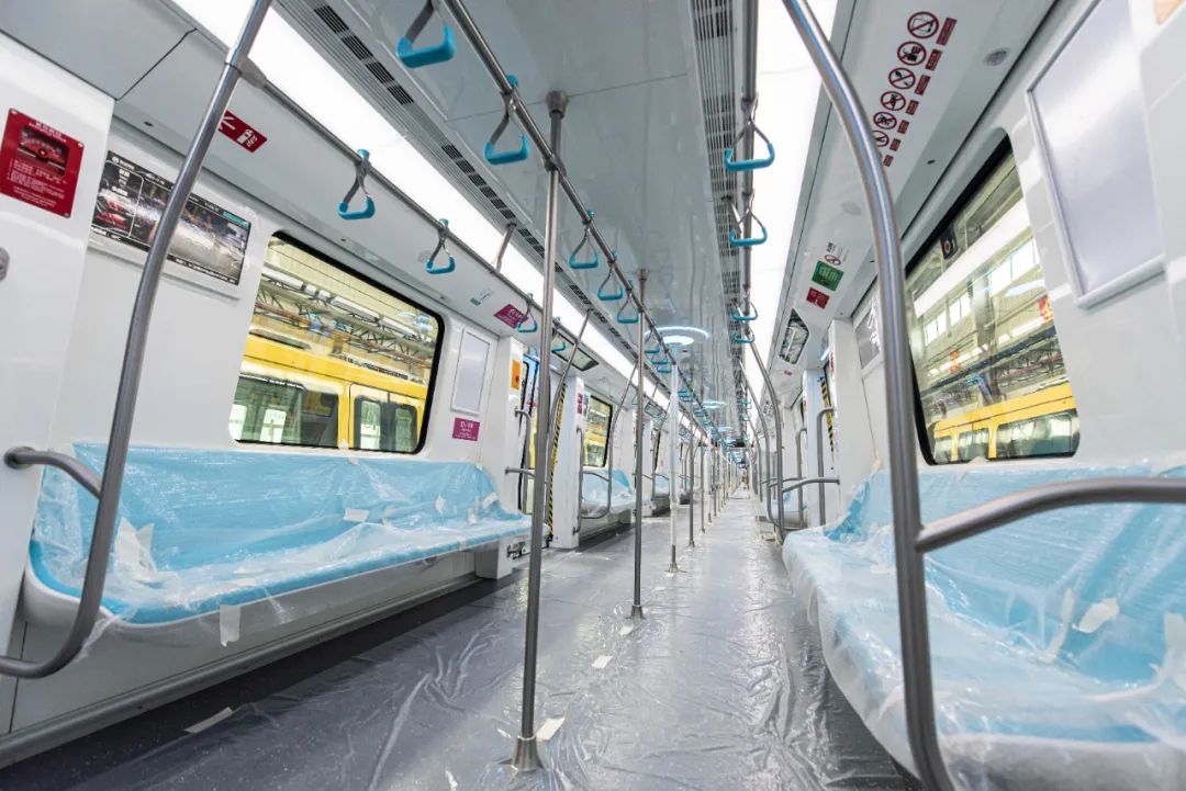 杭州机场轨道快线列车首发亮相,新车美图抢先看|列车|地铁|杭州市