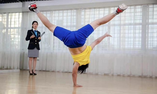 福州11岁男孩刷新吉尼斯世界纪录 连做94个街舞"大回环"|街舞|梧桐